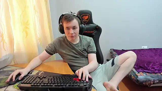 iliaskrislove online show from 12-20-25, 06:31