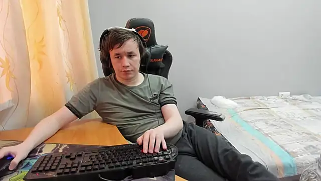 iliaskrislove online show from 03-08-26, 02:04