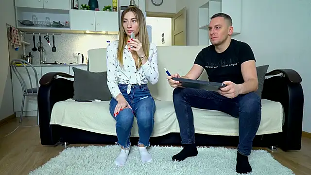 littlesweettifany online show from 01-23-25, 11:58