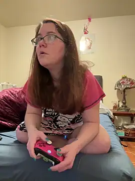 Snapshot of FreakNastyLacie chatting on 02-12-25, 02:54 FreakNastyLacie online show from 02-12-25, 02:54