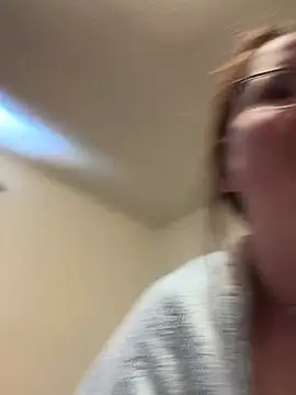 Snapshot of FreakNastyLacie chatting on 02-18-25, 01:55 FreakNastyLacie online show from 02-18-25, 01:55