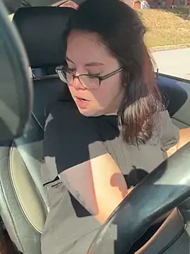 Snapshot of FreakNastyLacie chatting on 09-18-25, 02:41 FreakNastyLacie online show from 09-18-25, 02:41