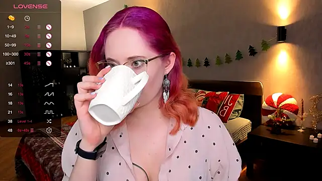 Aemilia  online show from 01-07-25, 05:54