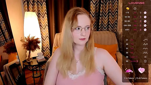 Aemilia  online show from 10-16-25, 08:15