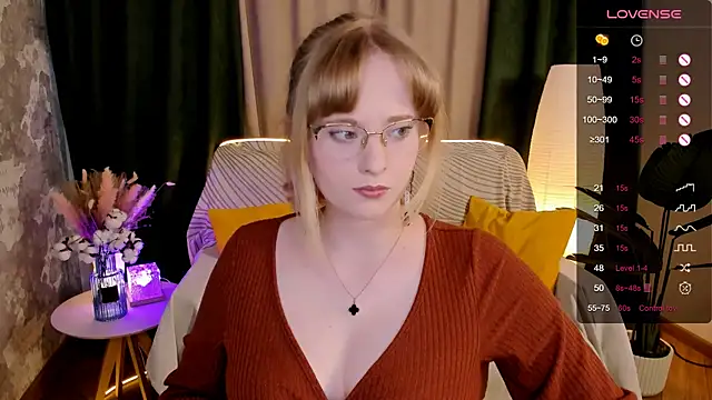 Aemilia  online show from 03-20-26, 08:41