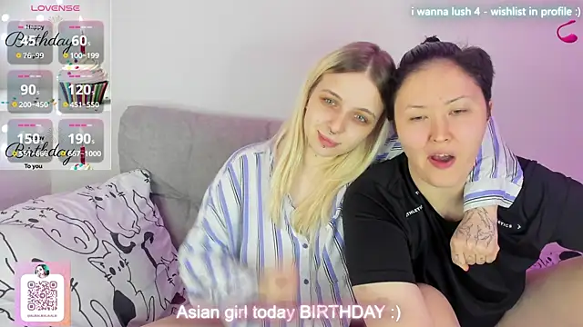 Snapshot of Alice_Halle chatting on 03-11-25, 07:14 Alice Halle online show from 03-11-25, 07:14