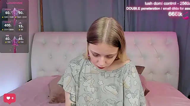 Snapshot of Alice_Halle chatting on 10-09-25, 05:49 Alice Halle online show from 10-09-25, 05:49