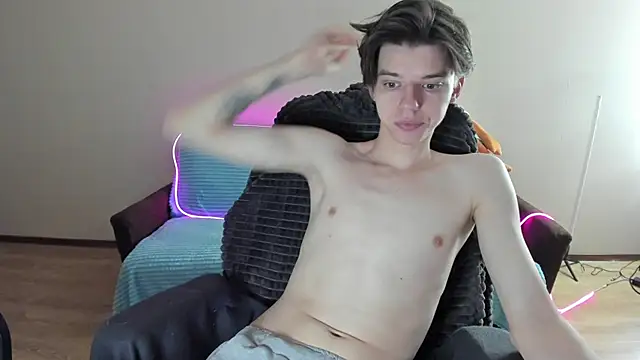 Liam sexy1 online show from 12-06-24, 04:47