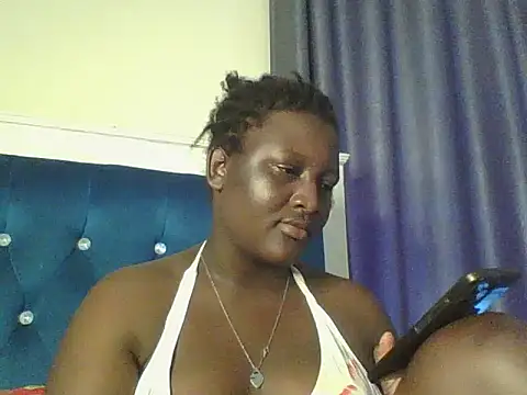 Snapshot of Heavy_ass chatting on 05-03-26, 11:38 Heavy ass online show from 05-03-26, 11:38