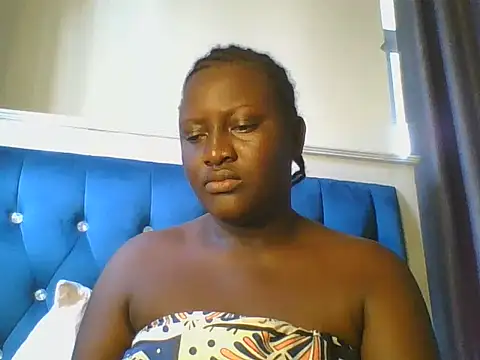 Snapshot of Heavy_ass chatting on 06-11-26, 05:49 Heavy ass online show from 06-11-26, 05:49