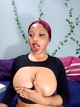 Snapshot of Sugartonguexx chatting on 03-08-25, 04:45 Sugartonguexx online show from 03-08-25, 04:45