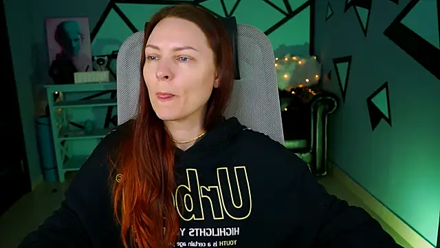 Snapshot of VandaRossi chatting on 01-12-25, 05:45 VandaRossi online show from 01-12-25, 05:45