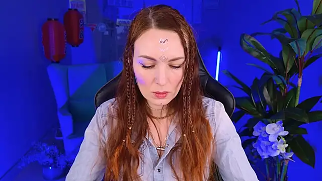 Snapshot of VandaRossi chatting on 01-22-25, 11:12 VandaRossi online show from 01-22-25, 11:12