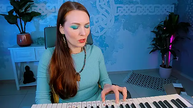 Snapshot of VandaRossi chatting on 01-29-25, 02:21 VandaRossi online show from 01-29-25, 02:21