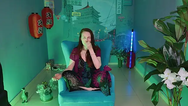 Snapshot of VandaRossi chatting on 01-31-25, 05:19 VandaRossi online show from 01-31-25, 05:19