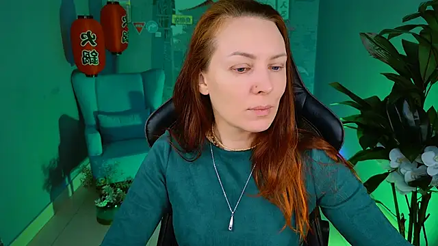 Snapshot of VandaRossi chatting on 02-05-25, 05:09 VandaRossi online show from 02-05-25, 05:09