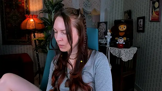 Snapshot of VandaRossi chatting on 02-13-25, 12:21 VandaRossi online show from 02-13-25, 12:21