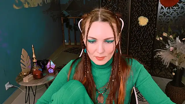 Snapshot of VandaRossi chatting on 02-26-25, 02:25 VandaRossi online show from 02-26-25, 02:25