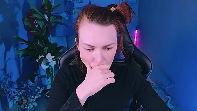 Snapshot of VandaRossi chatting on 03-01-25, 02:13 VandaRossi online show from 03-01-25, 02:13