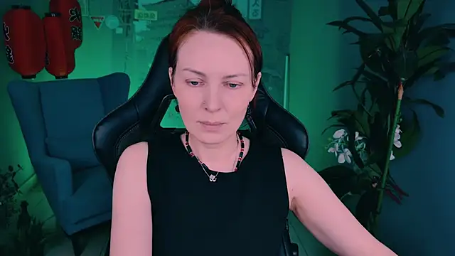 Snapshot of VandaRossi chatting on 09-29-25, 09:03 VandaRossi online show from 09-29-25, 09:03