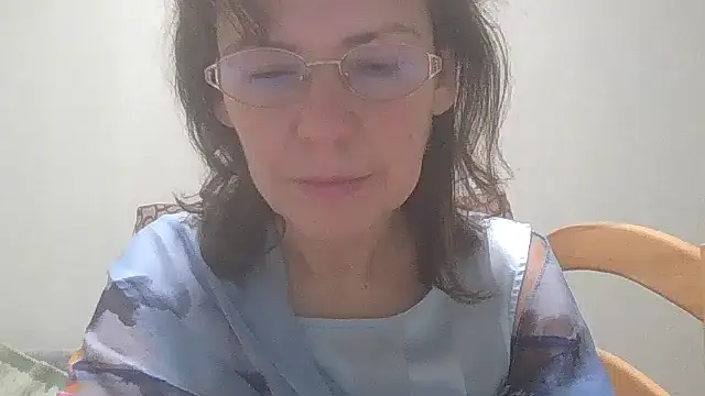 HollyJewel online show from 12-10-24, 07:43