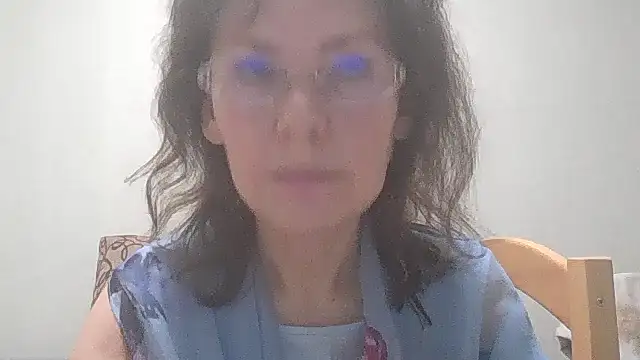 HollyJewel online show from 01-31-25, 08:22