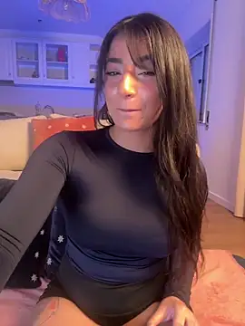 ZoeZayd online show from 04-12-26, 06:13