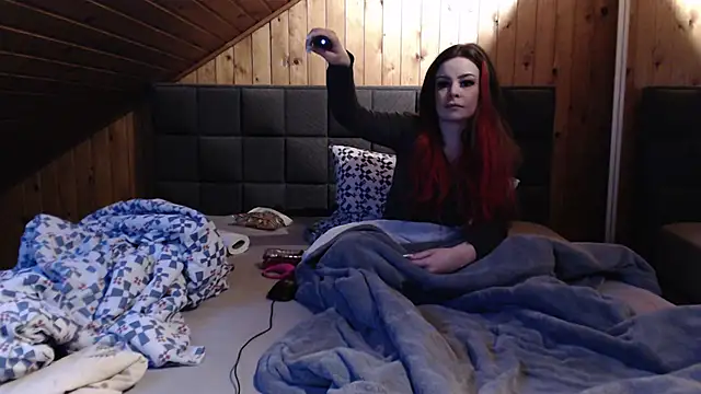 BoeseMoni1998 online show from 02-08-25, 04:36