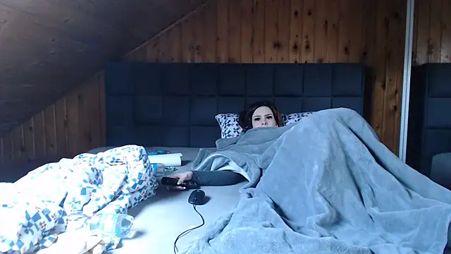 BoeseMoni1998 online show from 02-09-25, 02:50