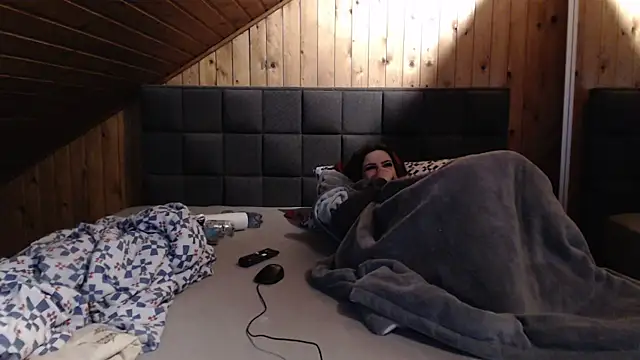 BoeseMoni1998 online show from 02-09-25, 06:05