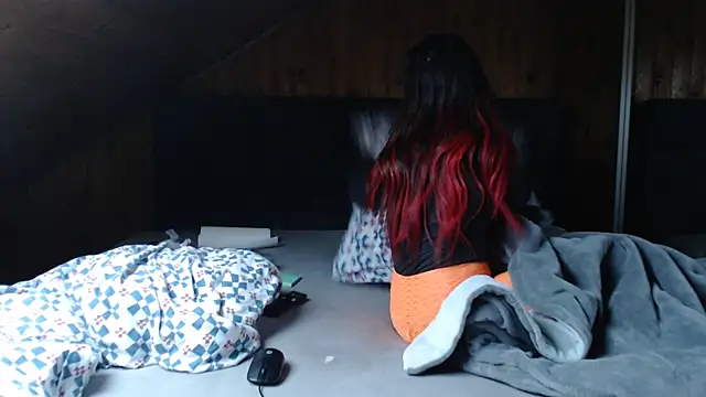 BoeseMoni1998 online show from 02-15-25, 07:27