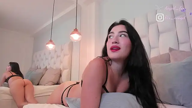 angeel fox online show from 12-21-24, 03:58