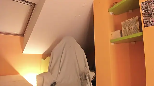 Snapshot of GoodGirll2133 chatting on 02-27-25, 05:47 GoodGirll2133 online show from 02-27-25, 05:47