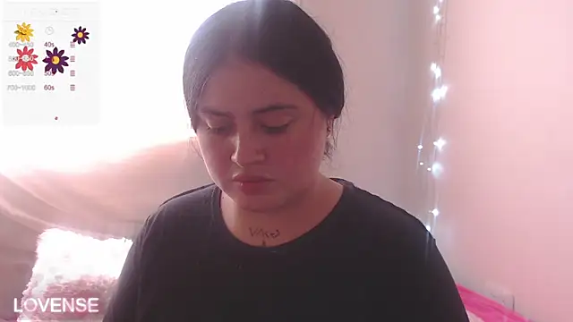 Snapshot of PamelaDoouce chatting on 12-06-24, 05:55 PamelaDoouce online show from 12-06-24, 05:55