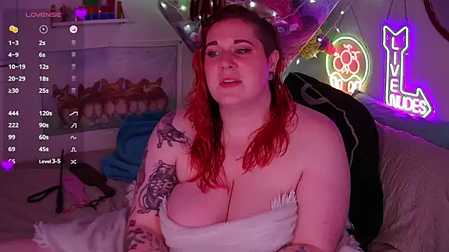 opalreigning online show from 10-04-25, 10:46