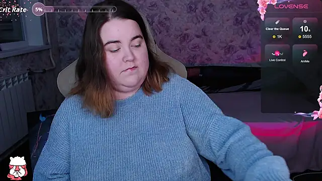 Estelle Hicks online show from 10-06-25, 06:16