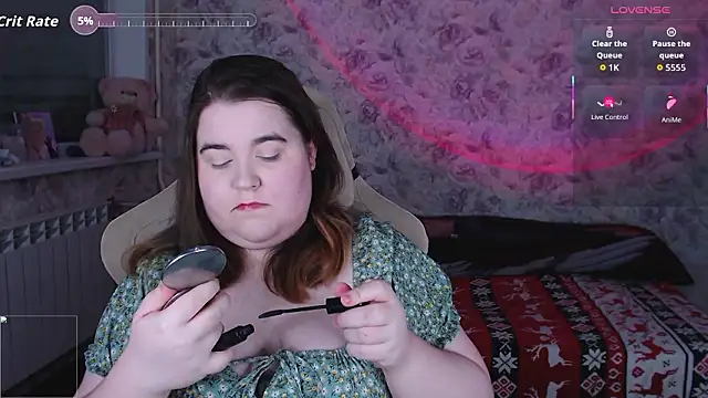 Estelle Hicks online show from 02-06-26, 06:33