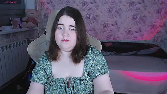 Estelle Hicks online show from 05-14-26, 06:58