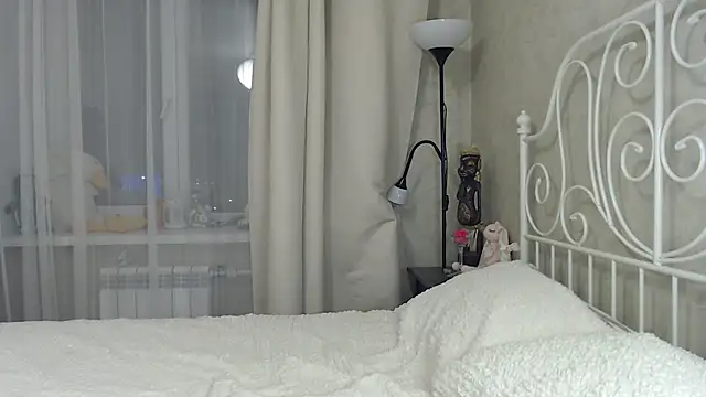 Snapshot of ShyEvaa chatting on 01-19-25, 01:22 ShyEvaa online show from 01-19-25, 01:22