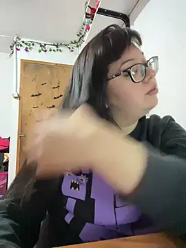 indiegirl666 online show from 01-05-25, 05:30