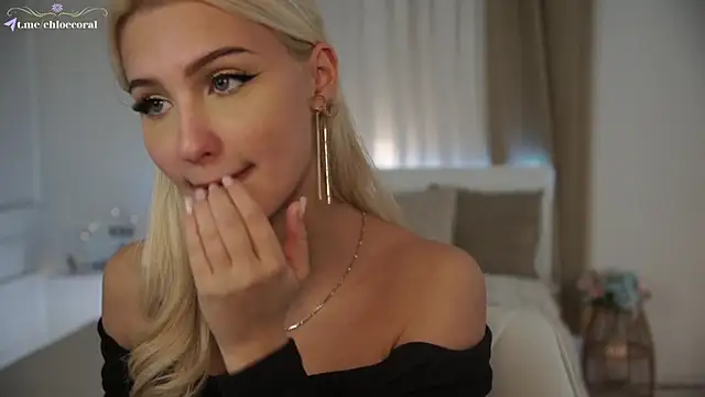 Snapshot of ChloeCoral chatting on 12-04-24, 09:46 ChloeCoral online show from 12-04-24, 09:46