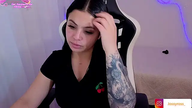 Victoryyy  online show from 02-04-26, 07:53