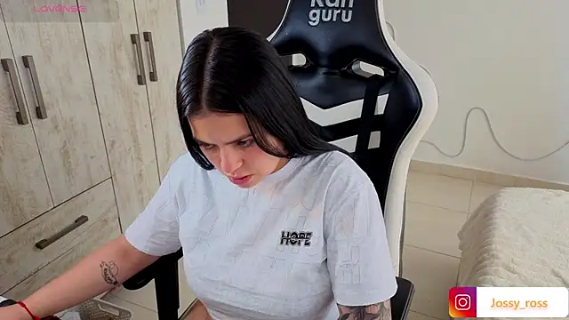 Victoryyy  online show from 03-25-26, 04:13