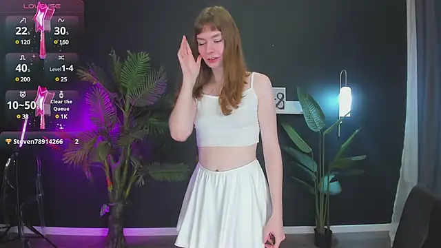 Snapshot of EvaSelin chatting on 02-06-25, 05:46 EvaSelin online show from 02-06-25, 05:46