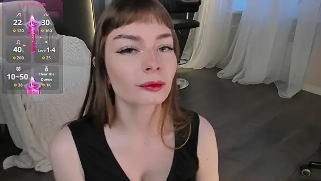 Snapshot of EvaSelin chatting on 10-15-25, 05:07 EvaSelin online show from 10-15-25, 05:07