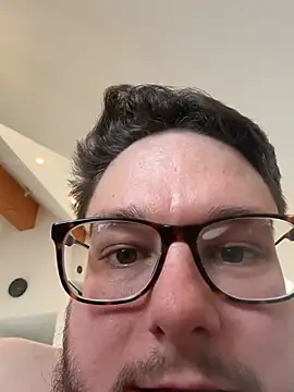 Snapshot of 19paddy90 chatting on 02-21-25, 03:32 19paddy90 online show from 02-21-25, 03:32