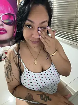 Snapshot of marta201_alfaro chatting on 02-13-25, 01:37 marta201 alfaro online show from 02-13-25, 01:37