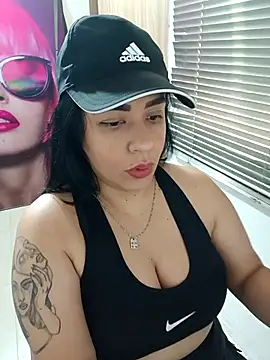 Snapshot of marta201_alfaro chatting on 11-09-25, 01:31 marta201 alfaro online show from 11-09-25, 01:31