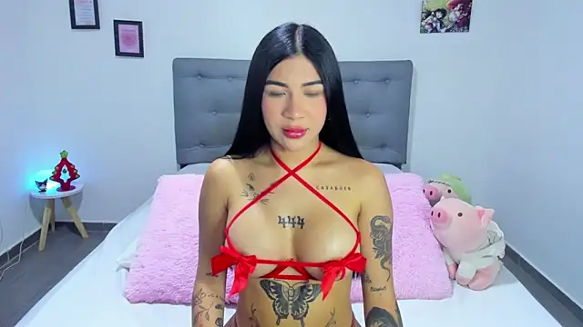 Snapshot of Agataowens chatting on 12-20-24, 10:54 Agataowens online show from 12-20-24, 10:54