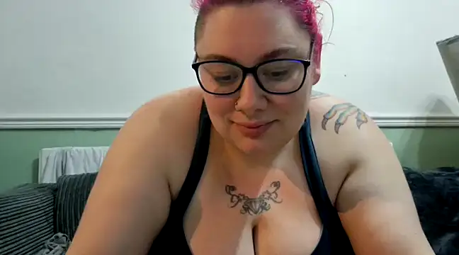 Snapshot of Bustycurves chatting on 12-08-24, 09:41 Bustycurves online show from 12-08-24, 09:41